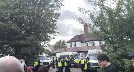 Footage of the Epping protests