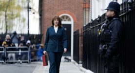 Rachel Reeves leaving Downing Street to deliver her budget