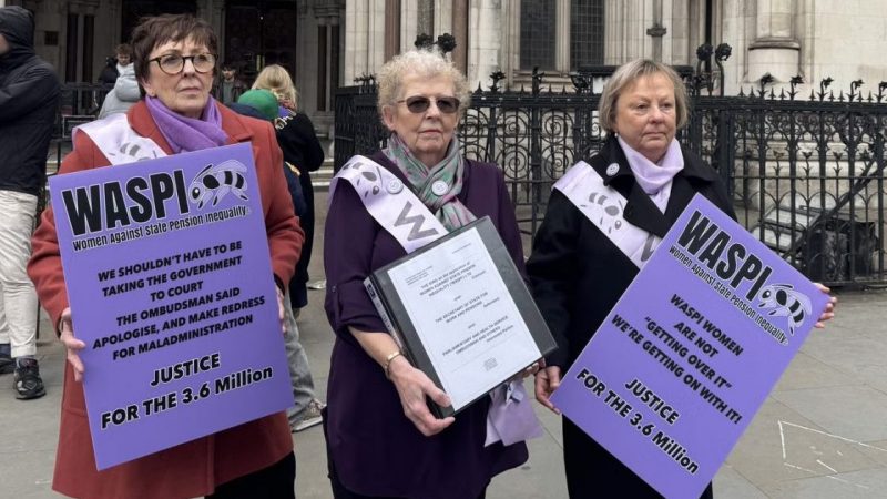 WASPI women campaigning outside Parliament