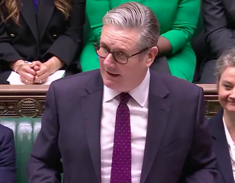 Starmer exits final PMQs to standing ovation from MPs