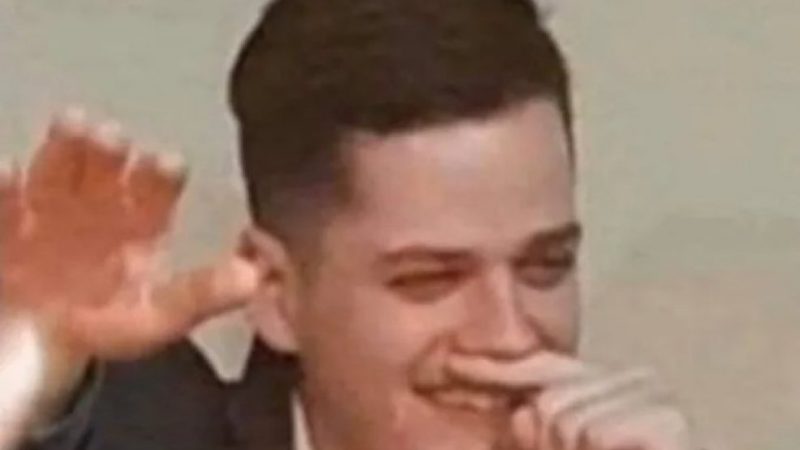 Reform candidate performs a Nazi salute