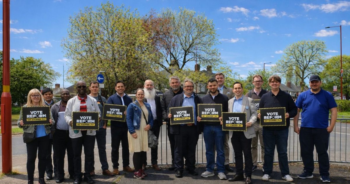 Richard Tice shares AI-manipulated photo of Reform activists on the campaign trail